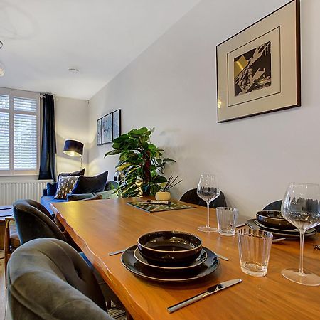 Stylish, Business Traveller Friendly Apartment, With Free Parking And Netflix Farnborough  Ngoại thất bức ảnh